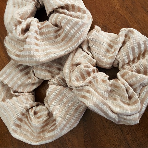 ‘GOLD RUSH’ Handmade Gold Striped Scrunchie - Picture 4 of 7